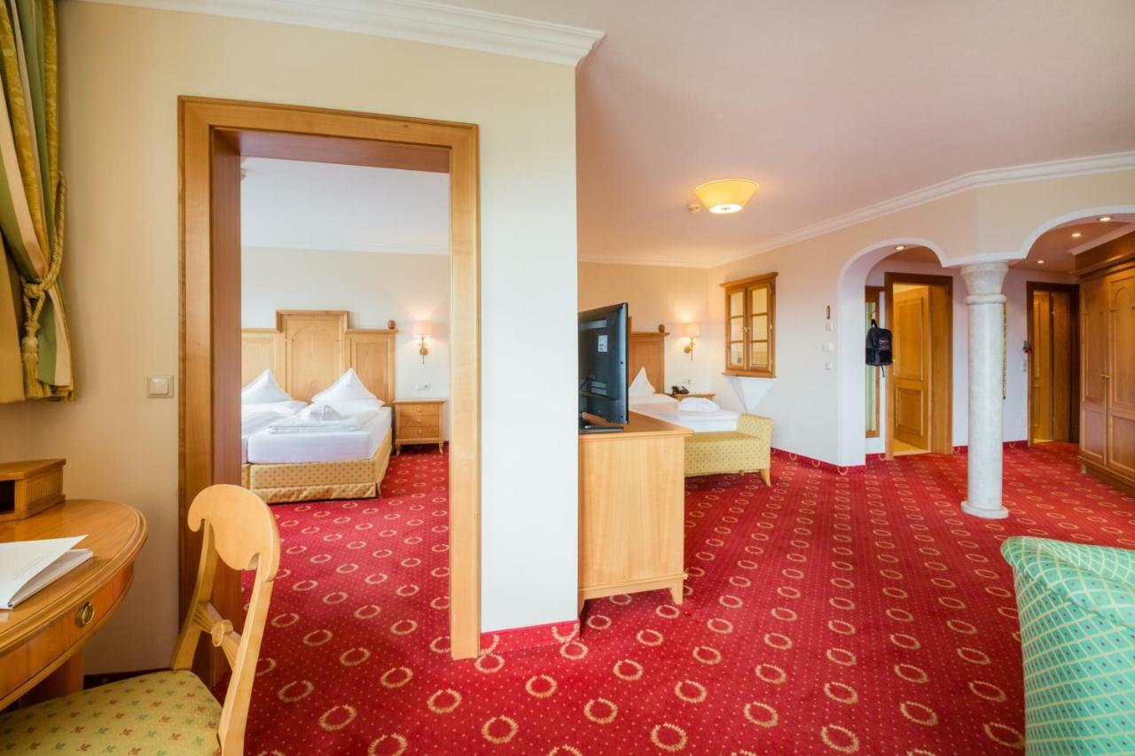 Hotel Alpenschloessl Sankt Johann im Pongau Kültér fotó